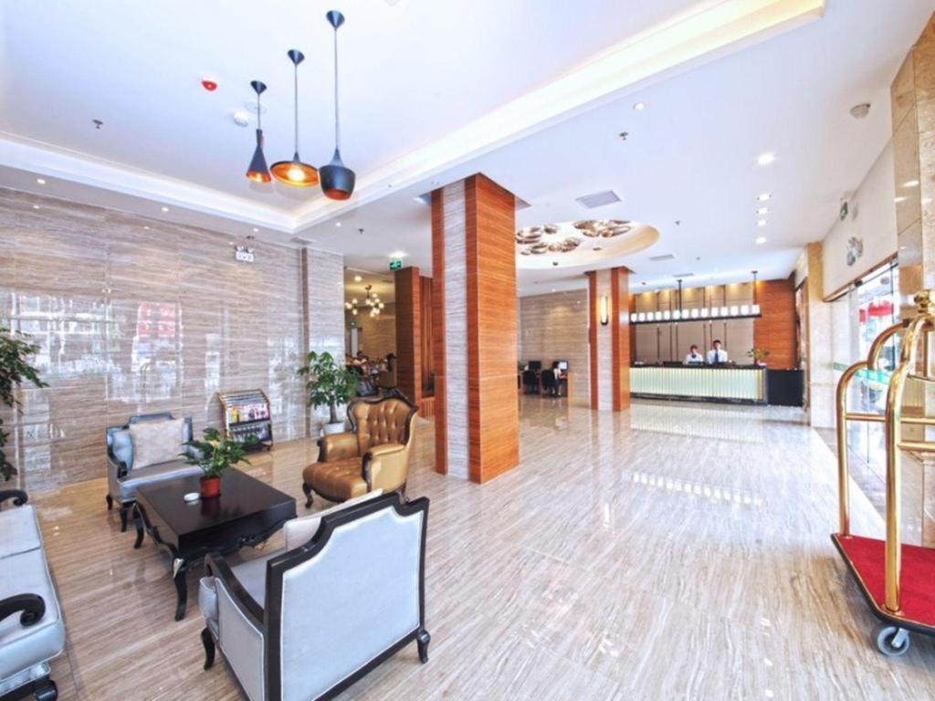Greentree Inn Guangdong Jieyang Bus Terminal Station Ronghua Avenue Business Hotel Экстерьер фото