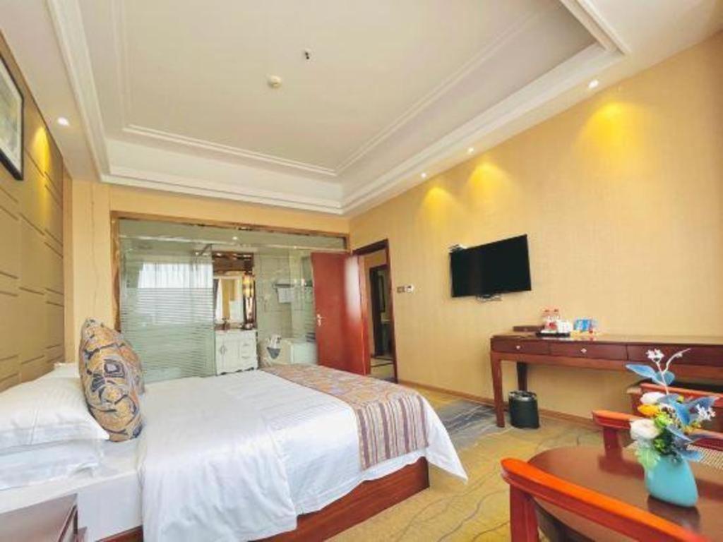 Greentree Inn Guangdong Jieyang Bus Terminal Station Ronghua Avenue Business Hotel Экстерьер фото