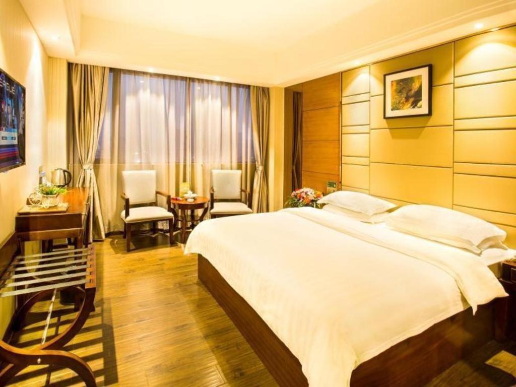 Greentree Inn Guangdong Jieyang Bus Terminal Station Ronghua Avenue Business Hotel Экстерьер фото