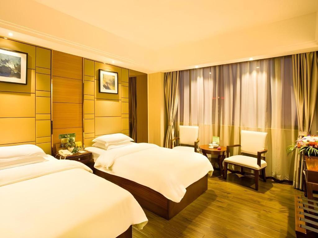 Greentree Inn Guangdong Jieyang Bus Terminal Station Ronghua Avenue Business Hotel Экстерьер фото