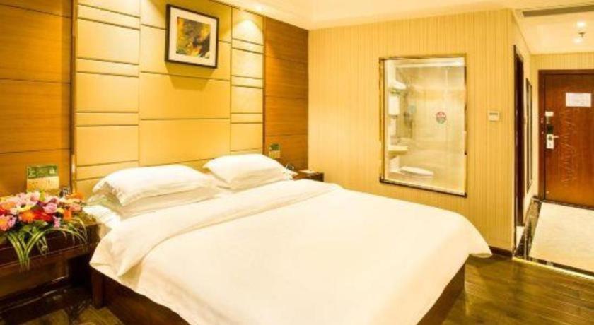Greentree Inn Guangdong Jieyang Bus Terminal Station Ronghua Avenue Business Hotel Экстерьер фото