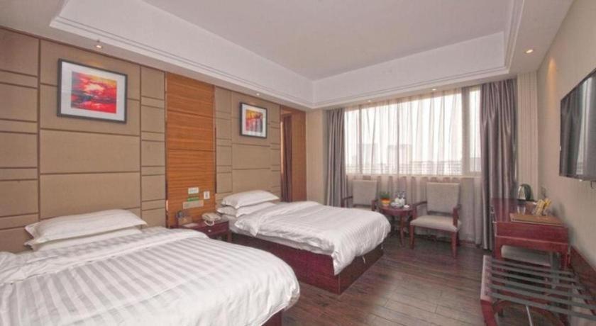 Greentree Inn Guangdong Jieyang Bus Terminal Station Ronghua Avenue Business Hotel Экстерьер фото