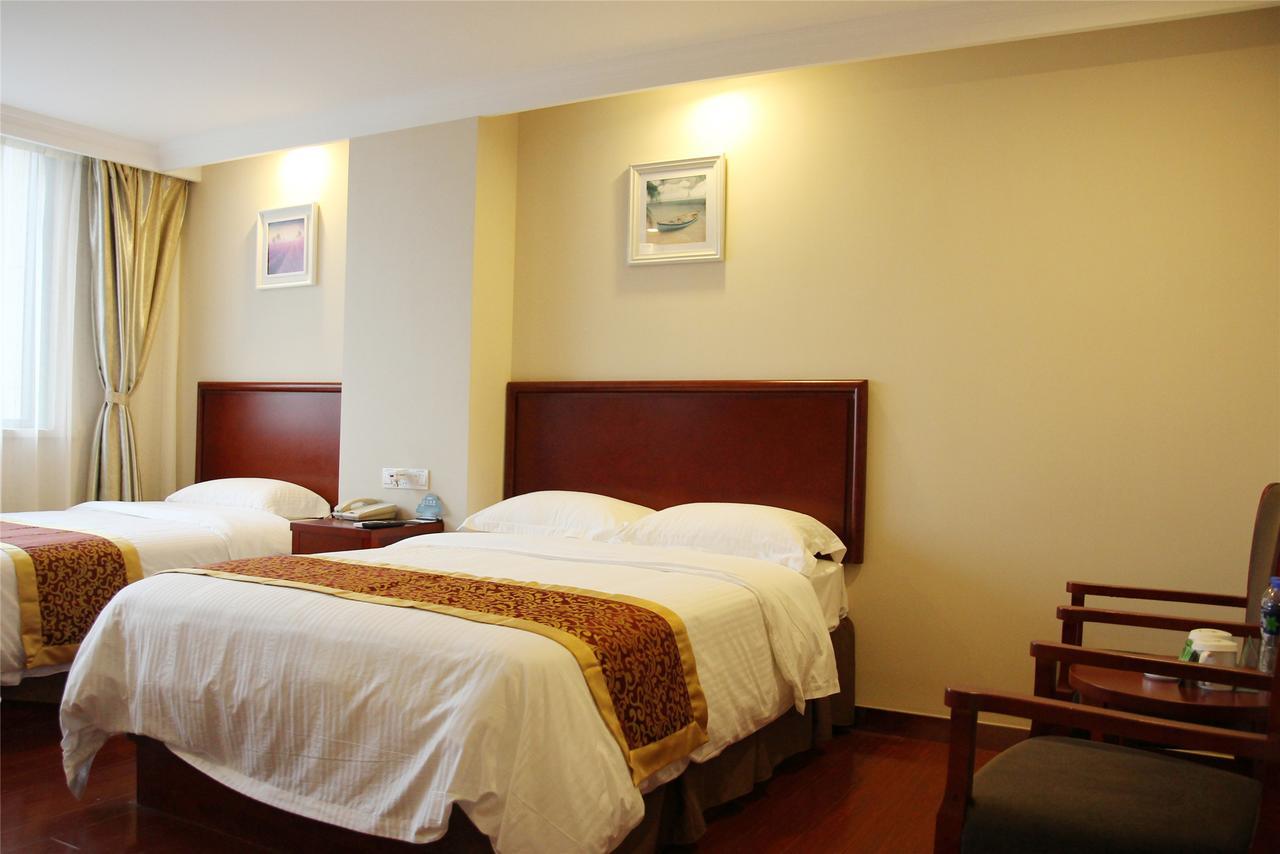 Greentree Inn Guangdong Jieyang Bus Terminal Station Ronghua Avenue Business Hotel Экстерьер фото